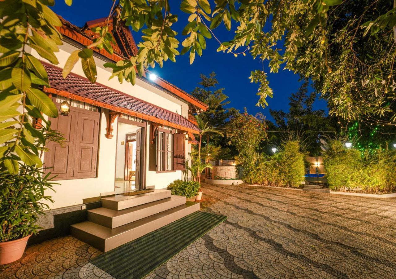 Pop Tavern Kovalam Beach Villa By Voye Homes Bagian luar foto