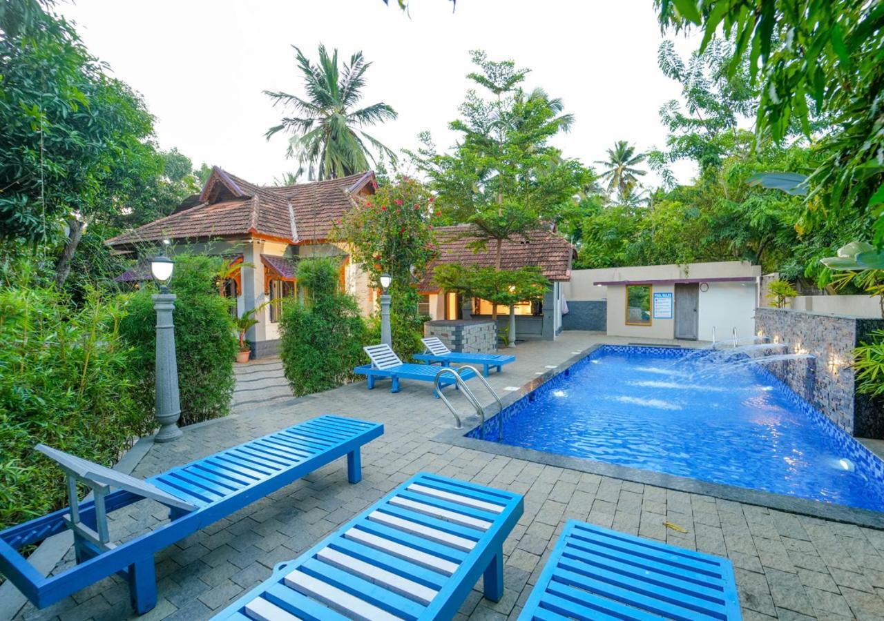 Pop Tavern Kovalam Beach Villa By Voye Homes Bagian luar foto
