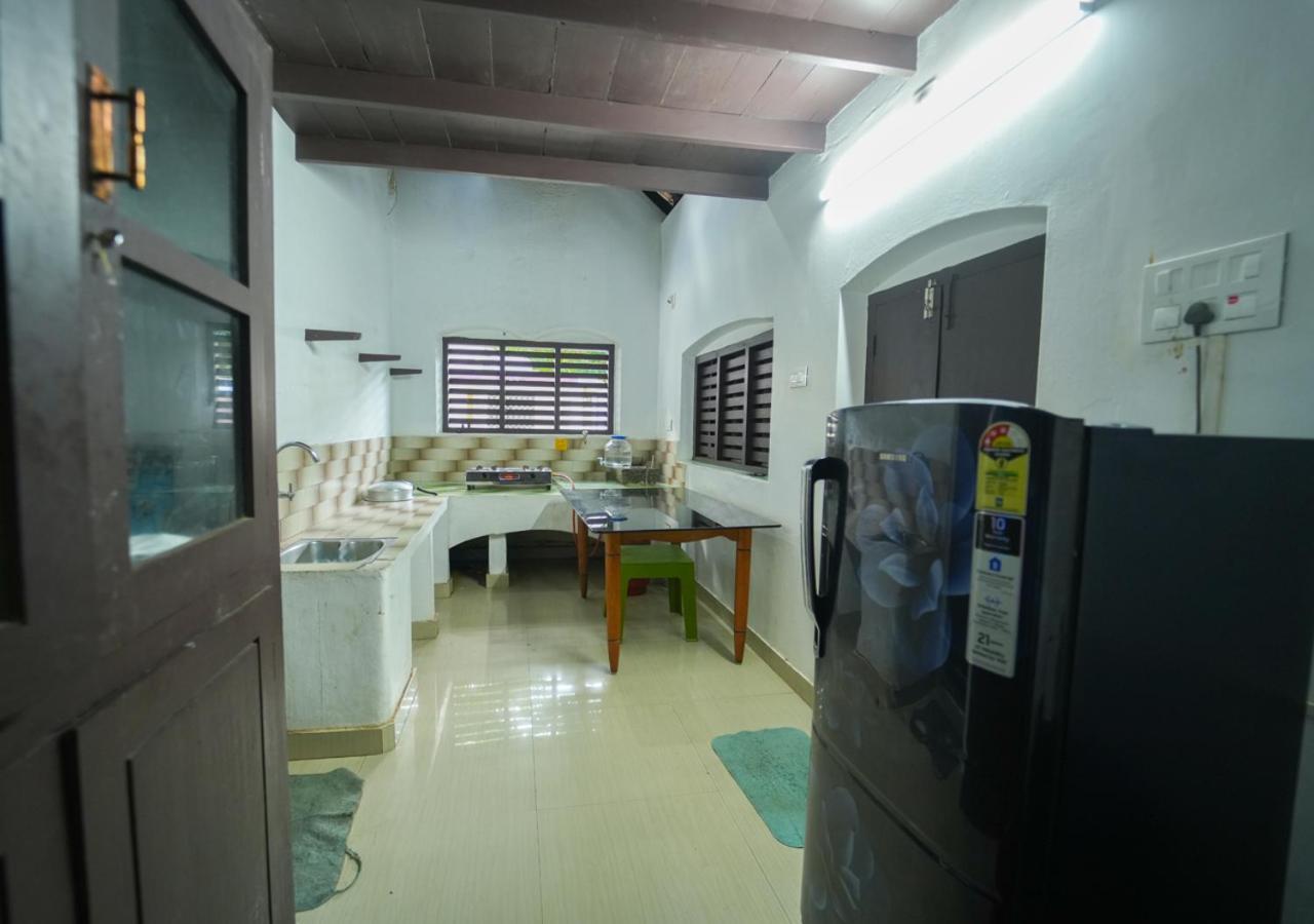 Pop Tavern Kovalam Beach Villa By Voye Homes Bagian luar foto