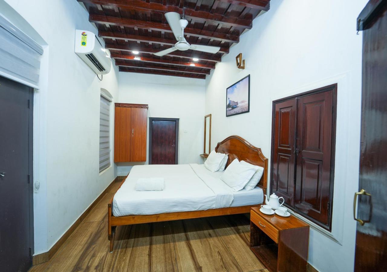 Pop Tavern Kovalam Beach Villa By Voye Homes Bagian luar foto