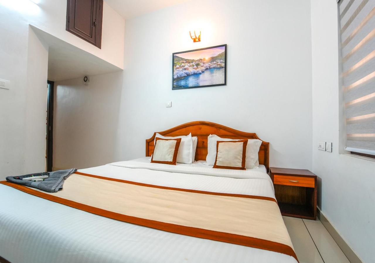 Pop Tavern Kovalam Beach Villa By Voye Homes Bagian luar foto