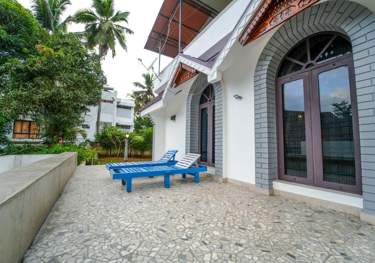 Pop Tavern Kovalam Beach Villa By Voye Homes Bagian luar foto